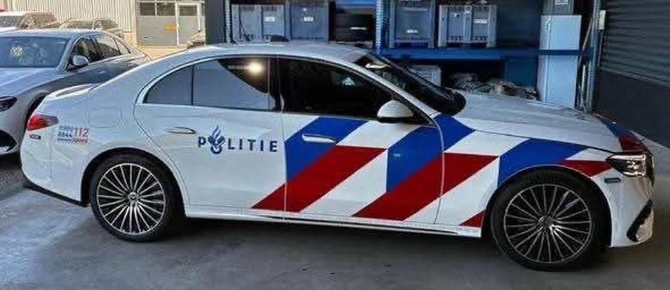 mercedes-e-klasse-politieauto-2025-002.jpg